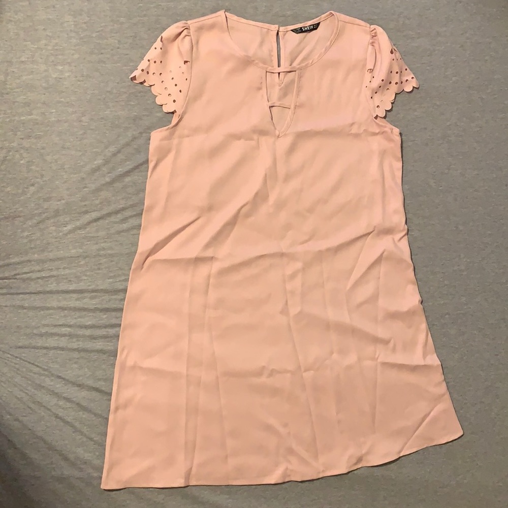 SHEIN Keyhole Neck Scallop Edge Laser Cut Dress